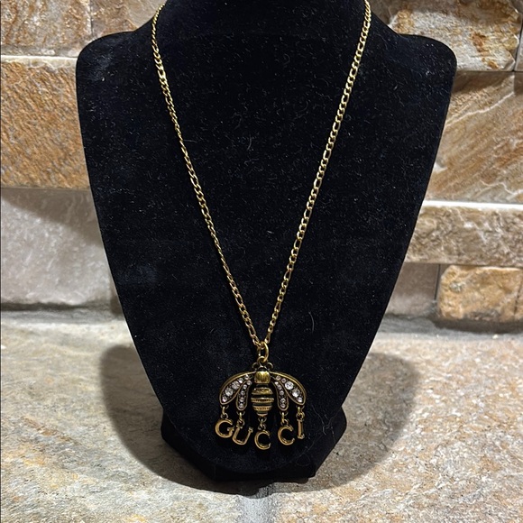 Gucci Gold Bee Pendant Necklace - Picture 1 of 5